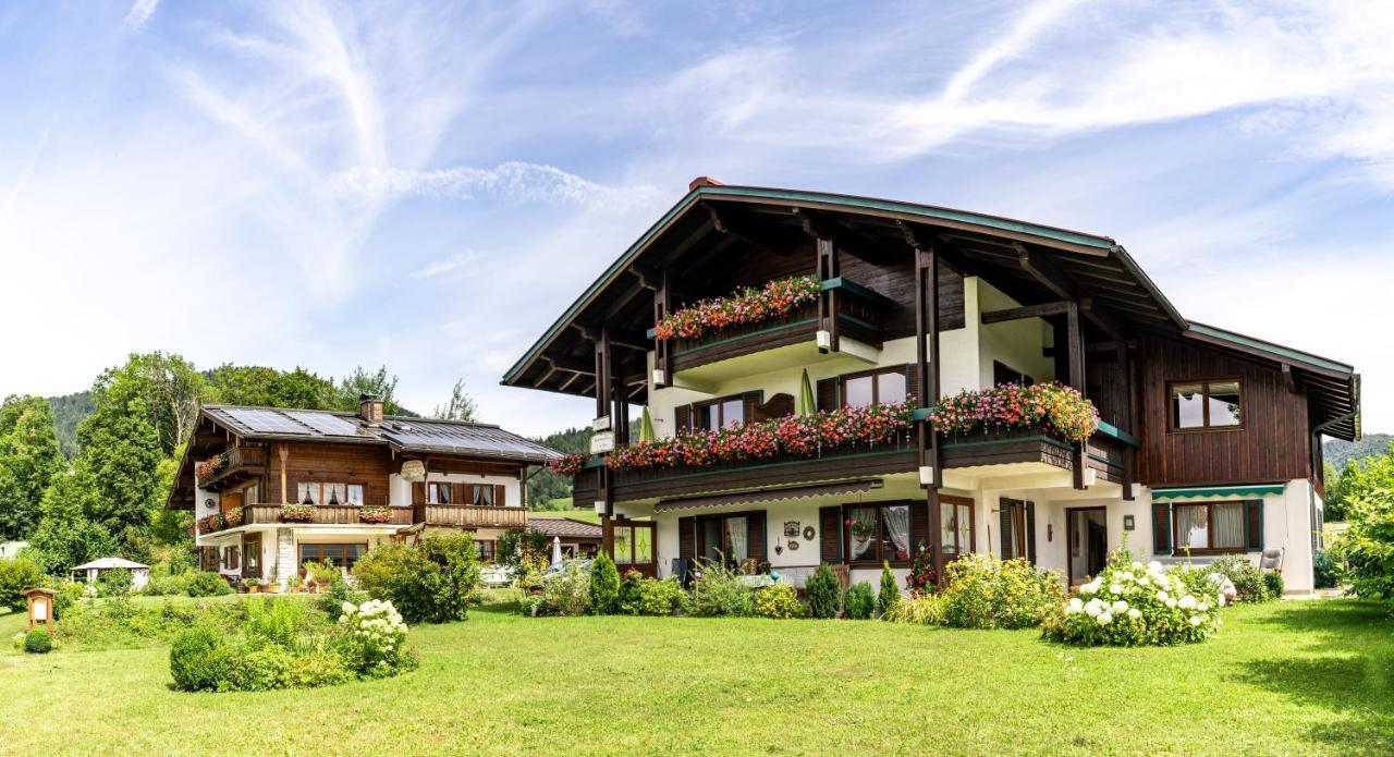 Gaestehaeuser Schwemmbauer Reit im Winkl Exterior foto